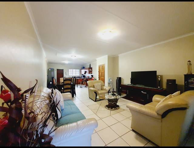3 BEDROOM CLUSTER RENTED IN NOORDWYK